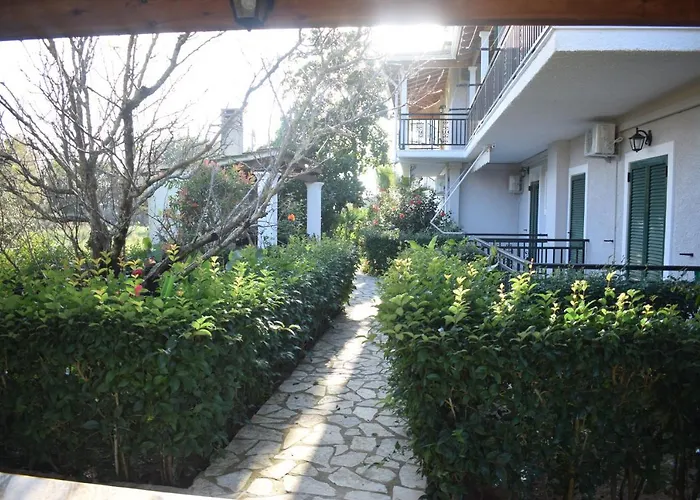 Nefeli Konukevi Agios Georgios (Corfu)