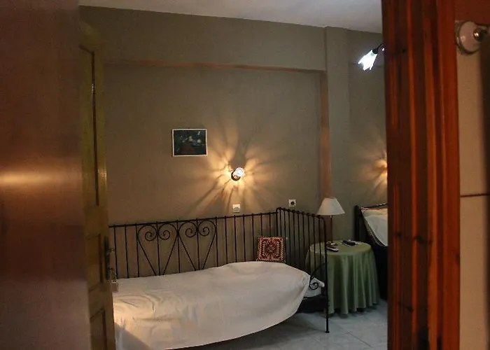 Nefeli Konukevi 4*