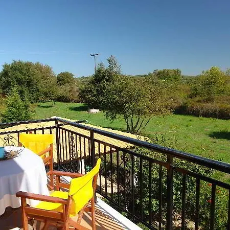 Guest house Nefeli 2*
