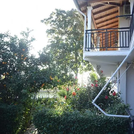 Nefeli Guest house