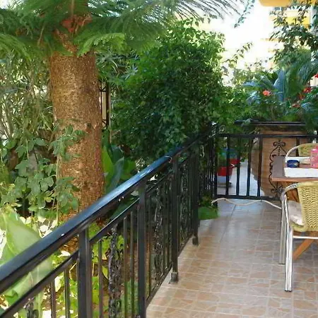 Nefeli Pensionat Agios Georgios (Corfu)